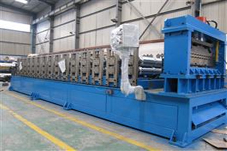 Steel Profile Roll Forming Machine/Line